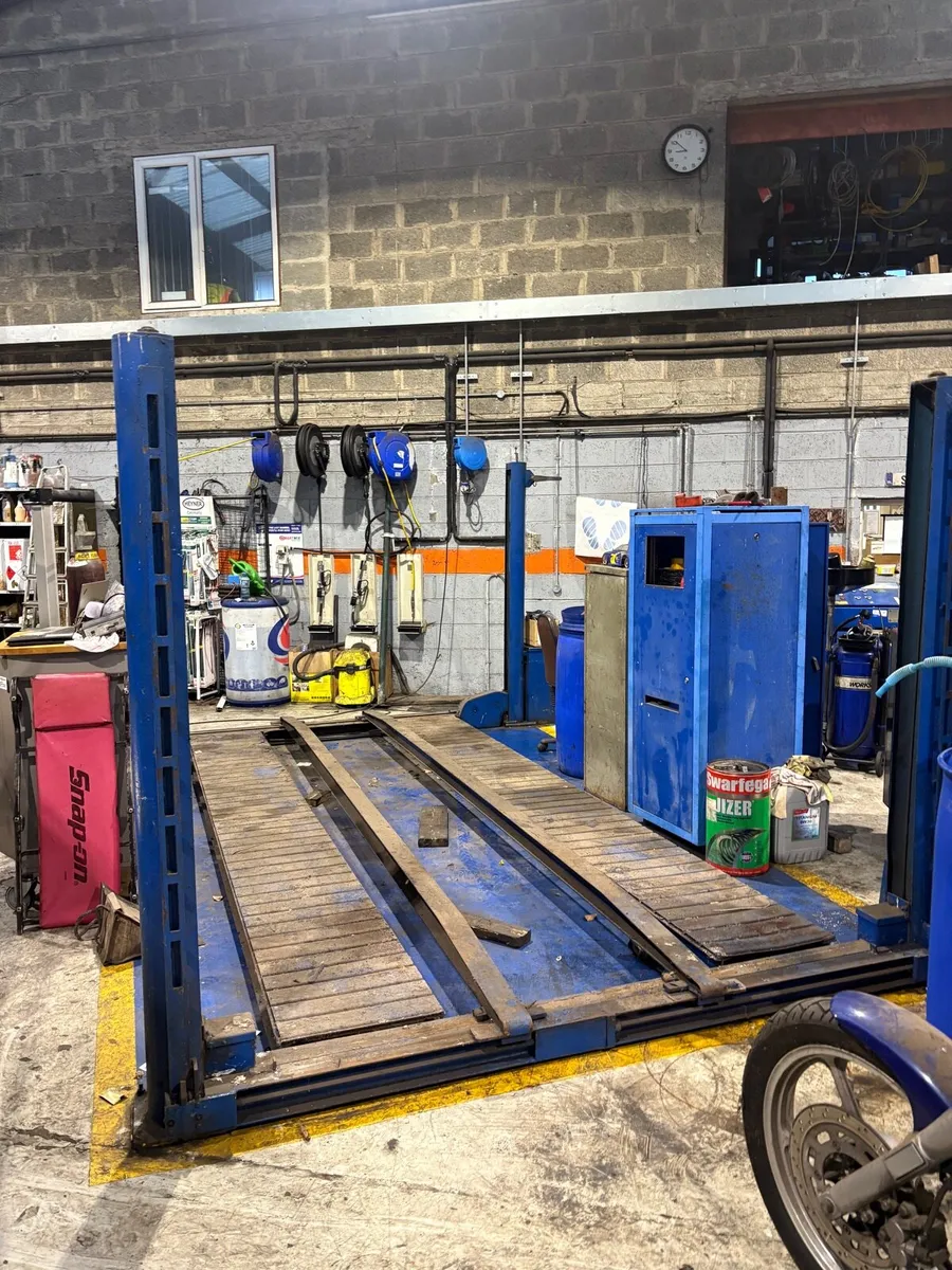 Bradbury 4 post ramp - Image 1