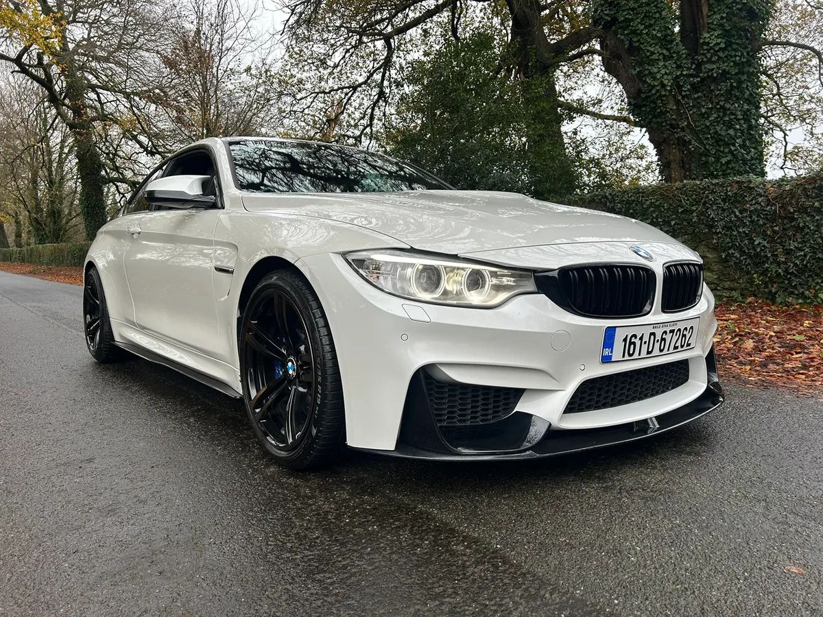 161 BMW M4 DCT F82 MINERAL WHITE LOW KMS FINANCE - Image 1