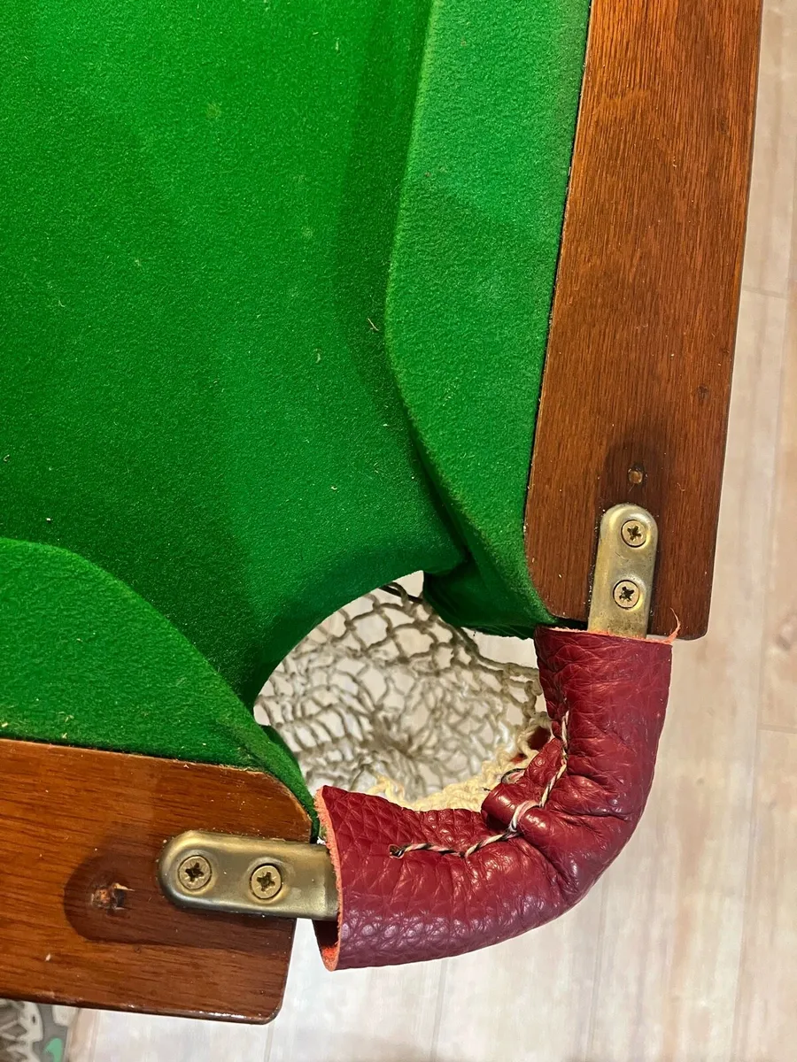 8ft 5 x 4ft 5 Snooker/Pool Table - Image 4