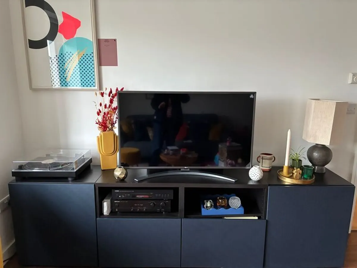 TV unit large - good condition - Image 1