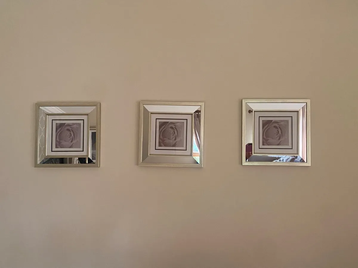 Wall Picture Frames (set)