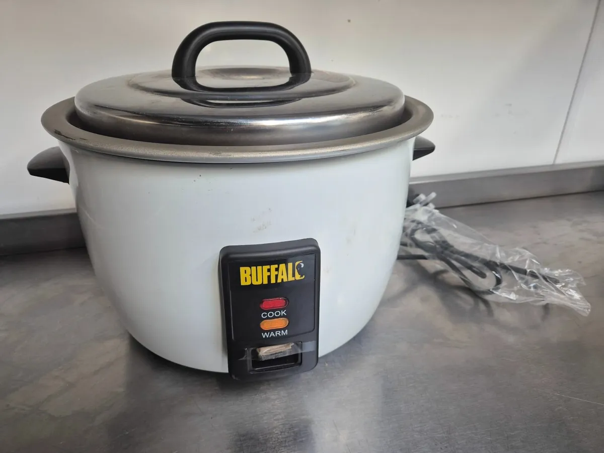 BUFFALO RICE MAKER. BRAND NEW. - Image 1