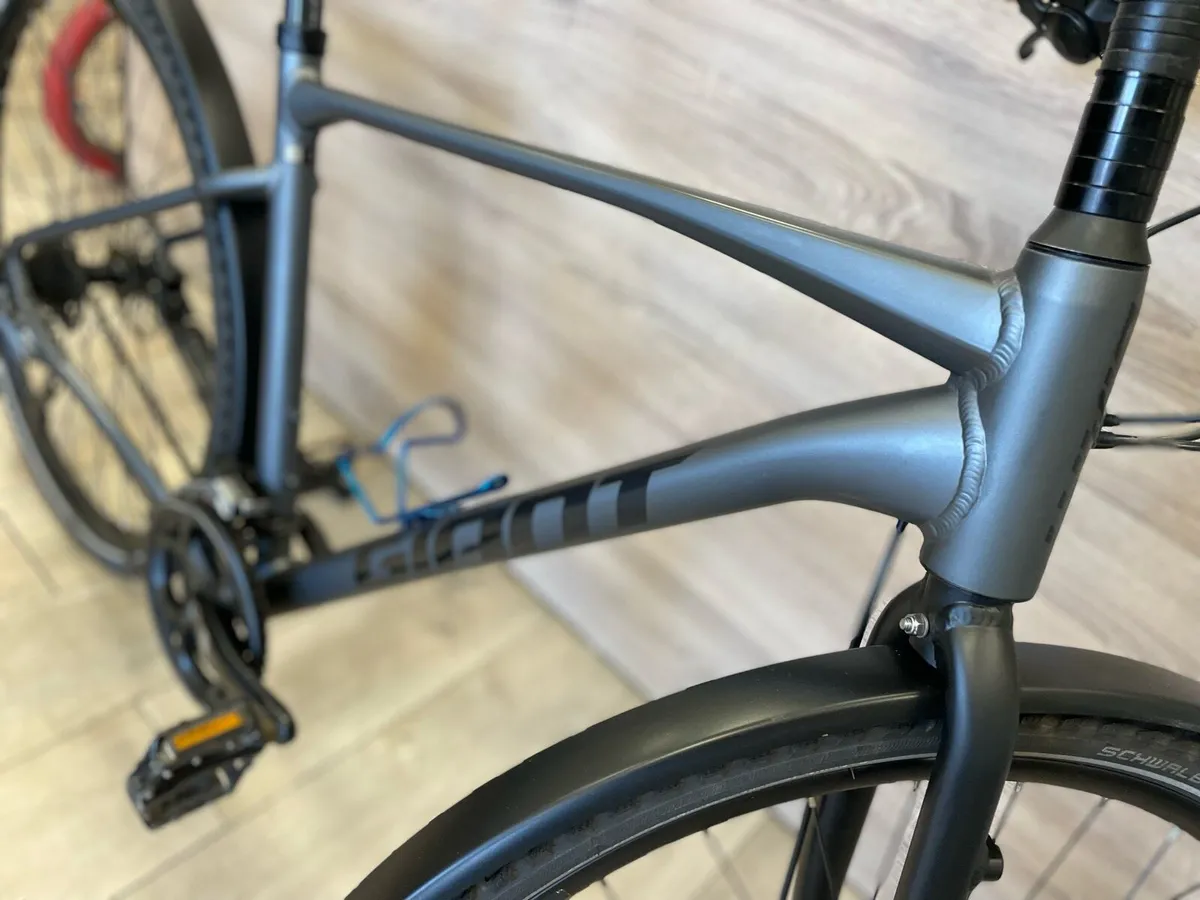 Giant roam 0 (like new) - Image 4