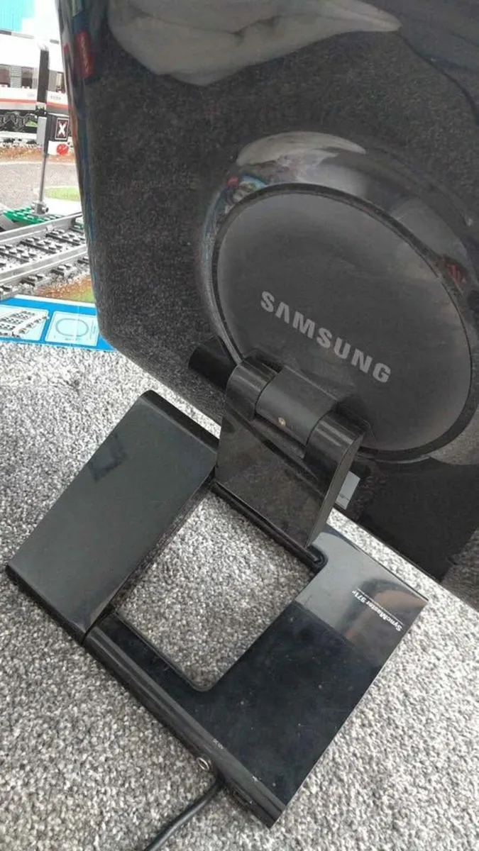 Monitor Samsung SyncMaster 971p - Image 3