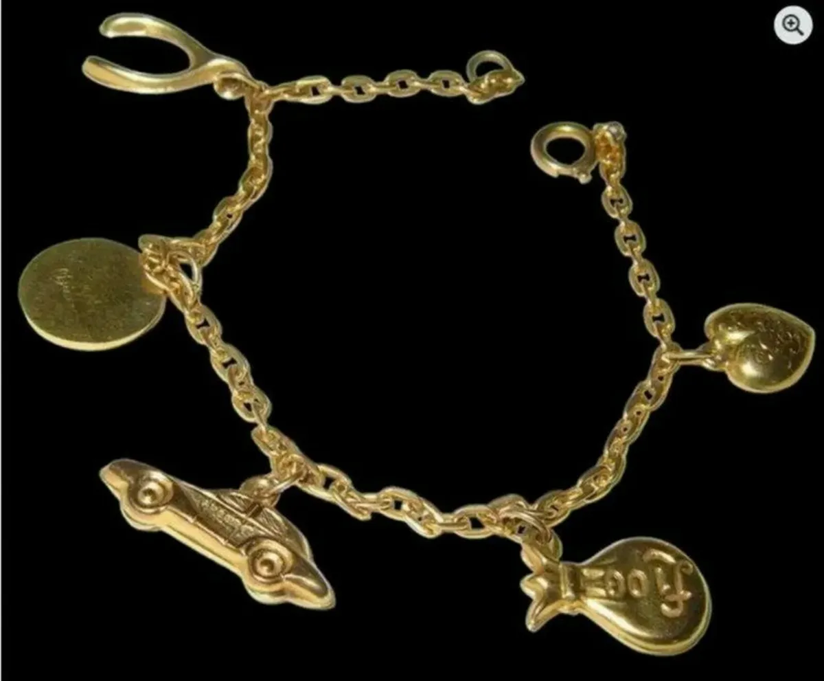 Vintage Hallmarked 9ct Gold Charm Bracelet - Image 1