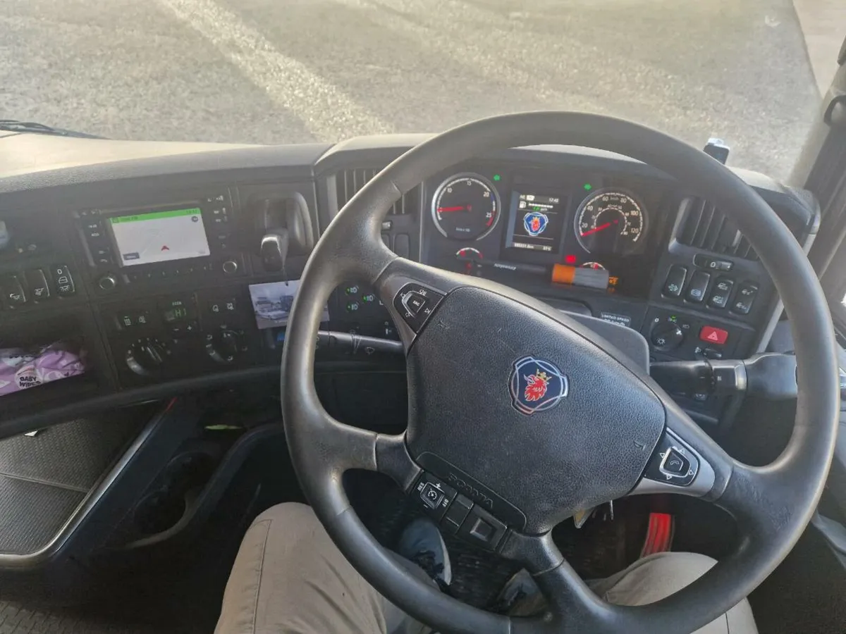 Scania R450 unit ,Topline , 6x2 ,Euro 6, px van ! - Image 4