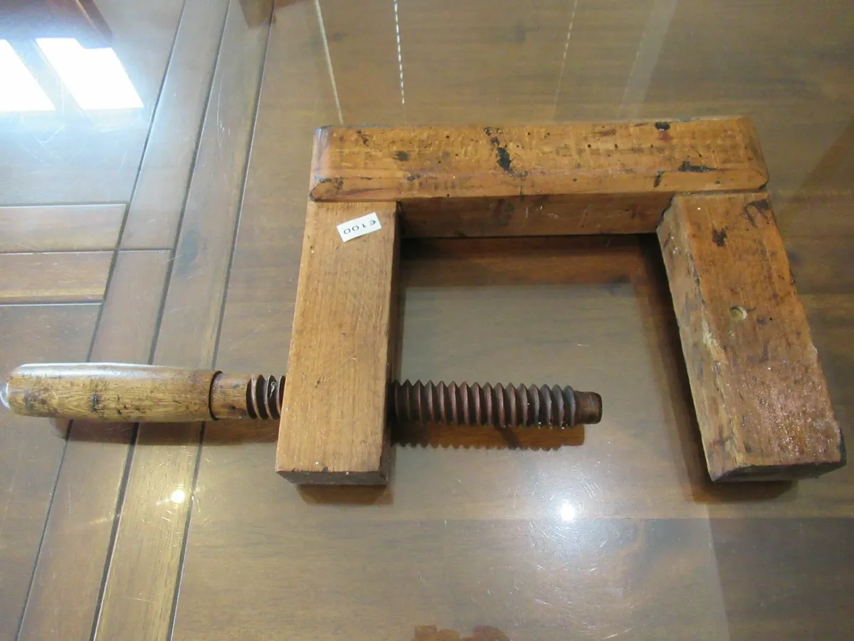 antique vintage TOOLS CLAMP wood cottage pub  cave - Image 3