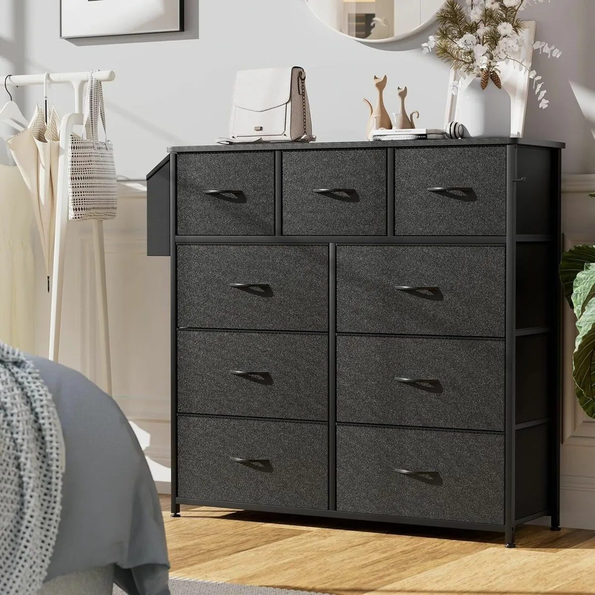 Chest of Drawers Storage Unit Christmas - Image 1