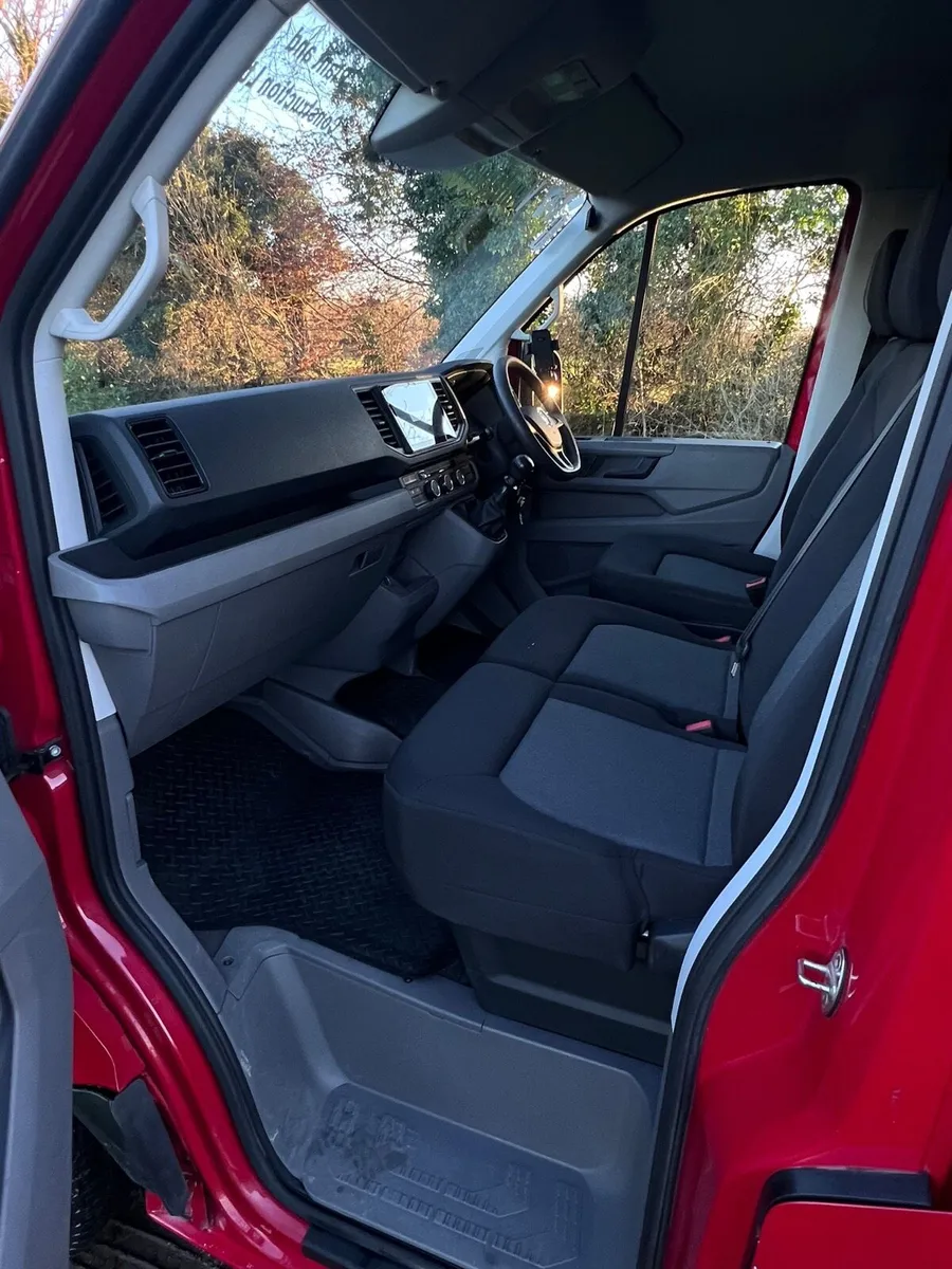 2019 VW CRAFTER NEW CVRT TAX 05/26 - Image 3