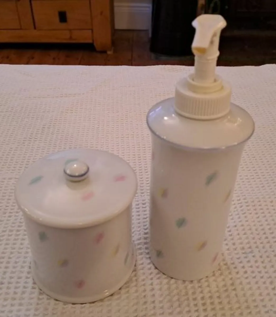 Bathroom bundle - Image 1