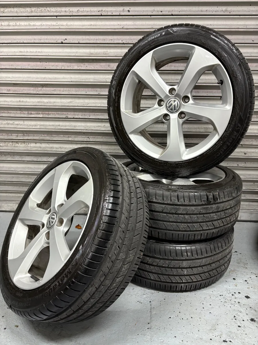 Volkswagen Golf GTI Alloys 17” - Image 1