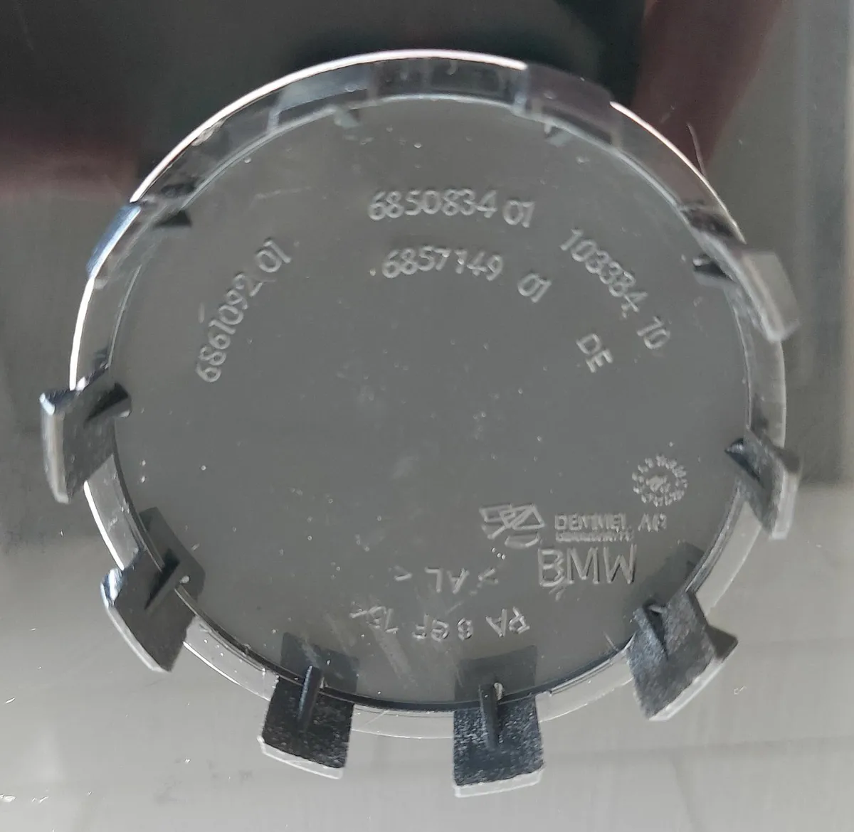 BMW Black Centre Caps (56mm) FREE POST - Image 2