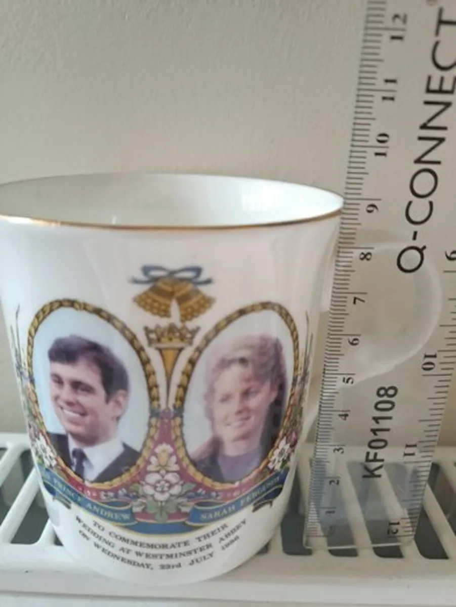 Prince Andrew and Sarah Ferguson wedding Mug - Image 4