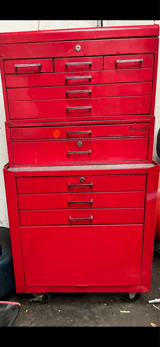 Tool chest - Image 1