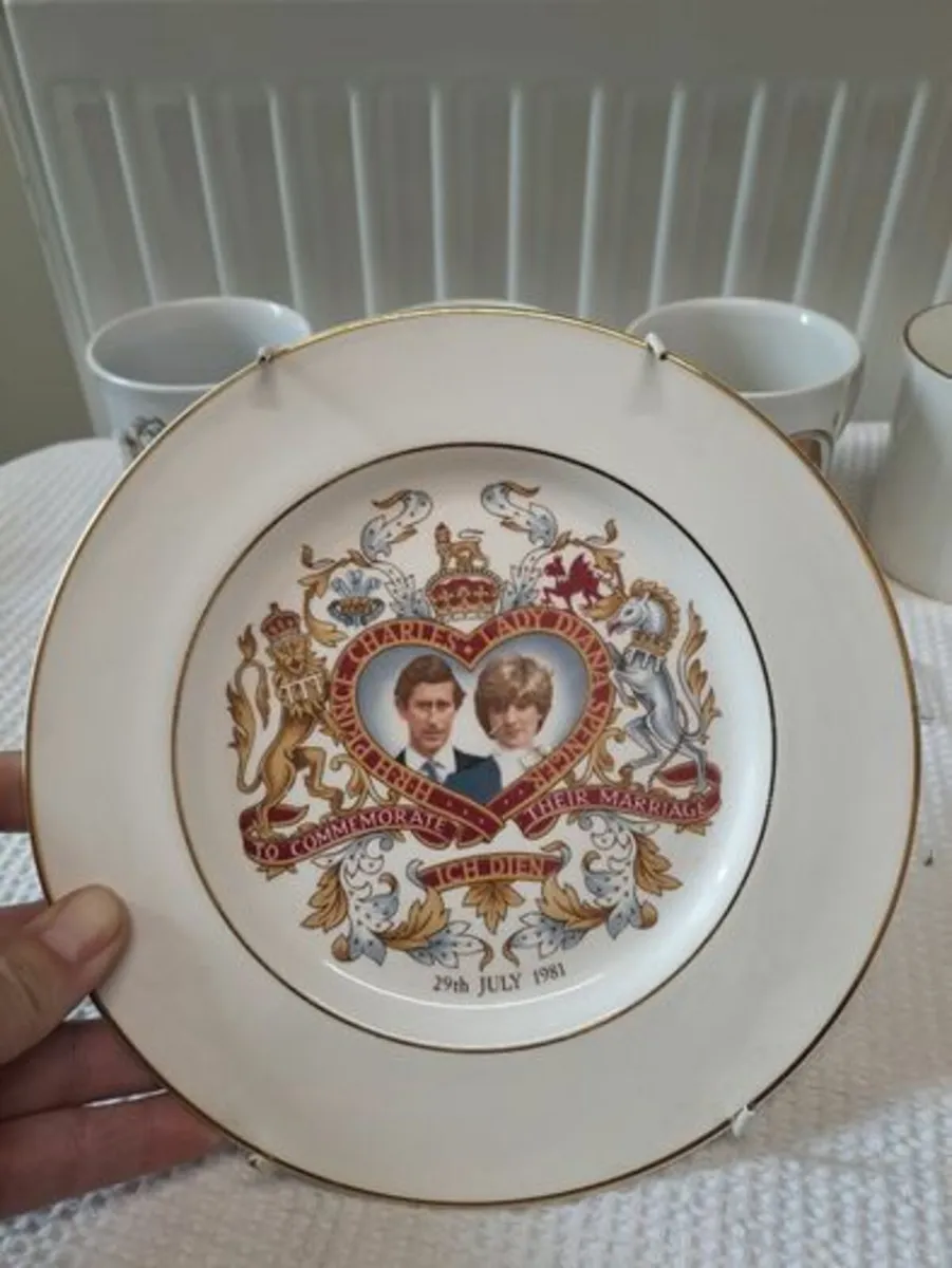 Royal Kendal plate Charles and Diana wedding - Image 1