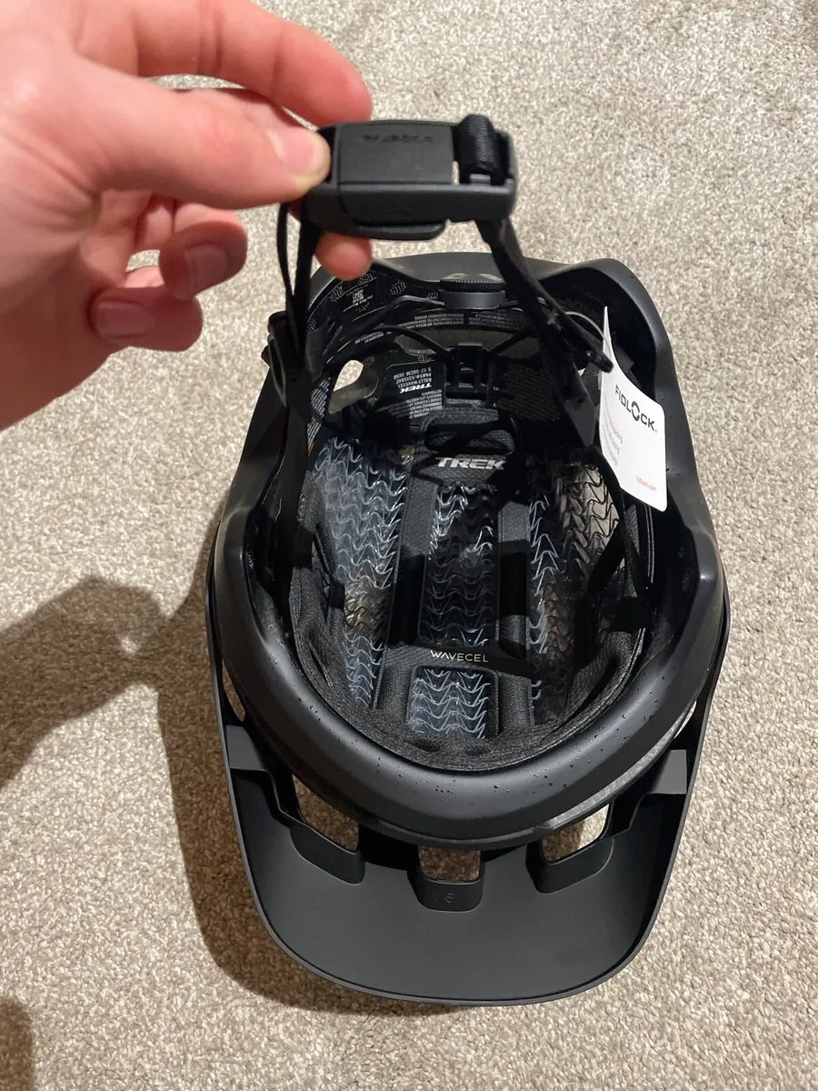 Trek Rally Wave Cel Helmet - Image 2