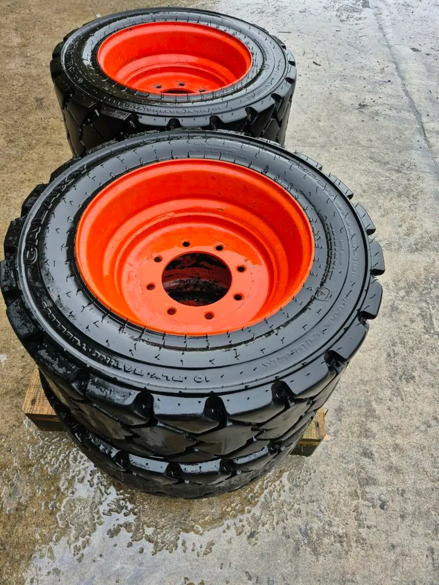 Wheels for skid steer - Image 1