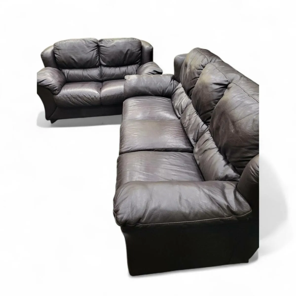 Super 3+2 italian leather suite - Image 1