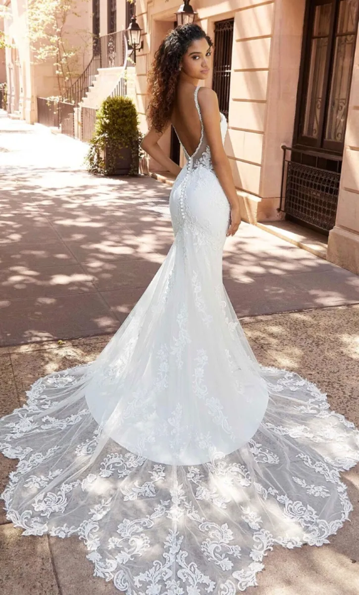 Wedding dress - Image 3