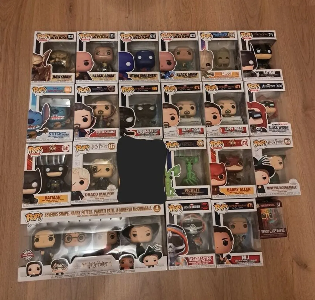 Assortment of Funko Pop figures - Image 1
