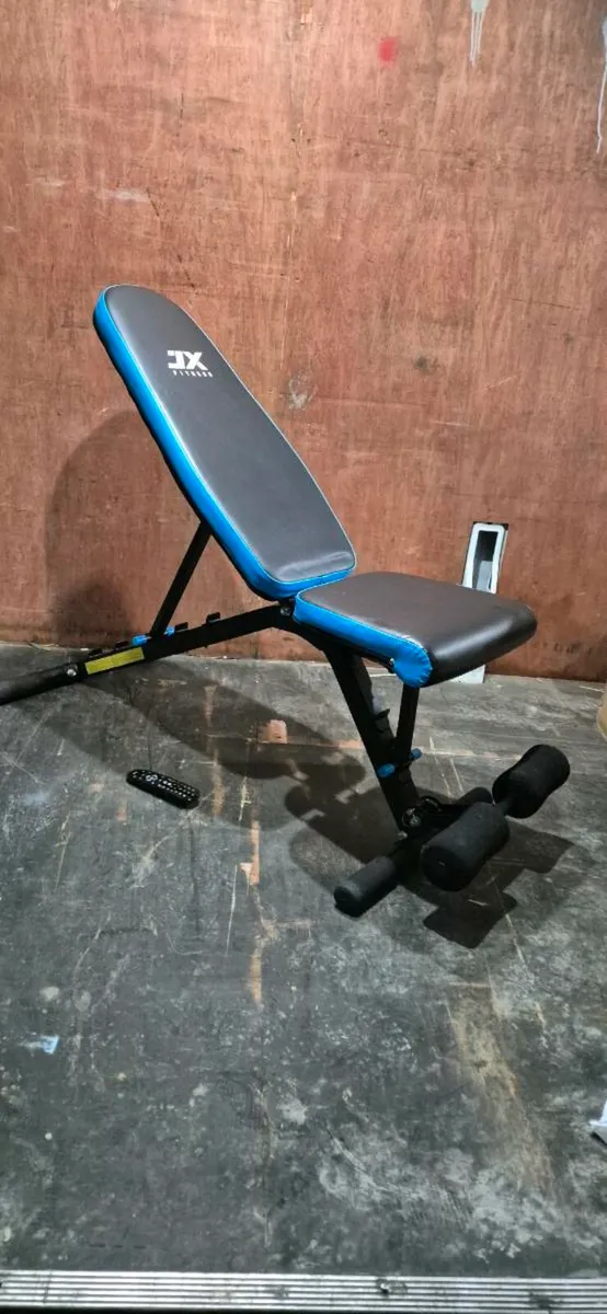 Large fully adjustable dumbbell weight bench - Image 2