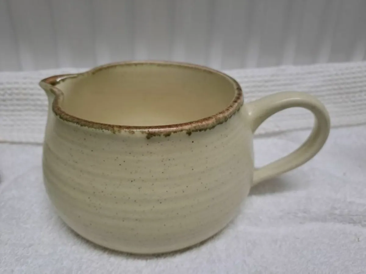 Franciscan earthenware pitcher - Image 1