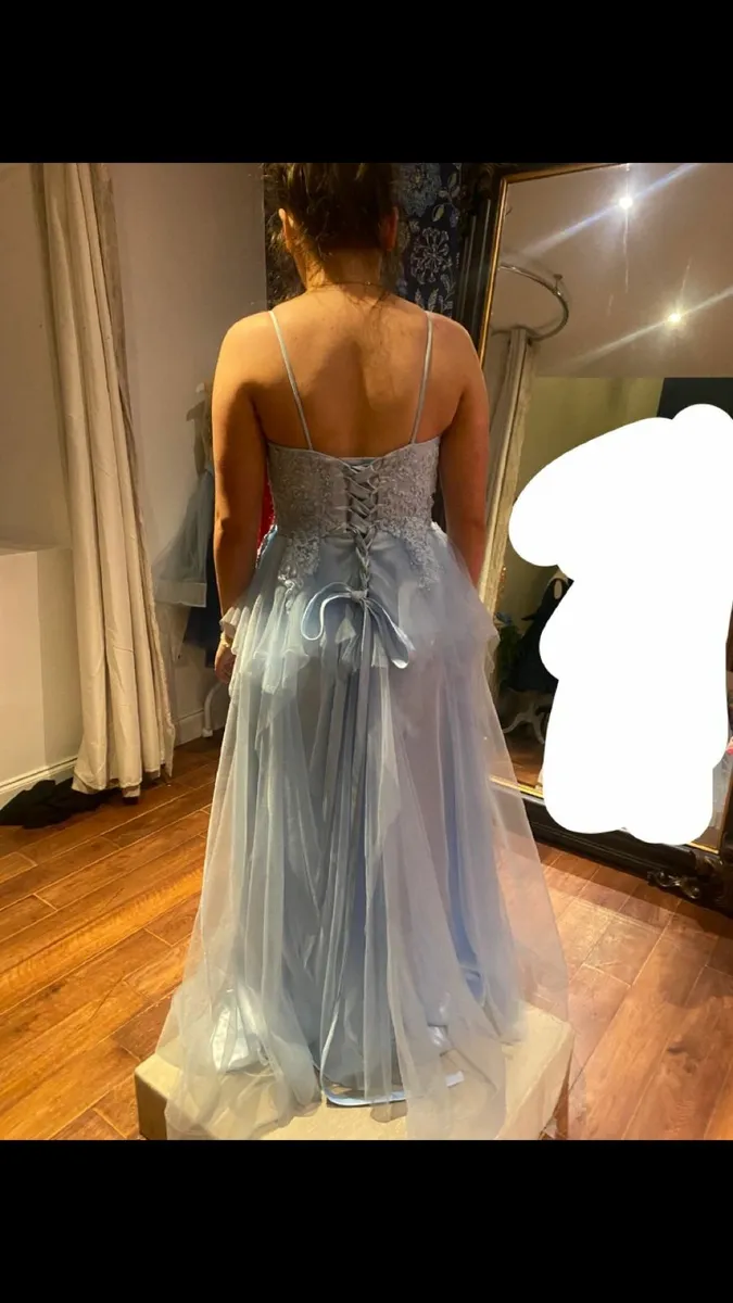 Debs dress - Image 4