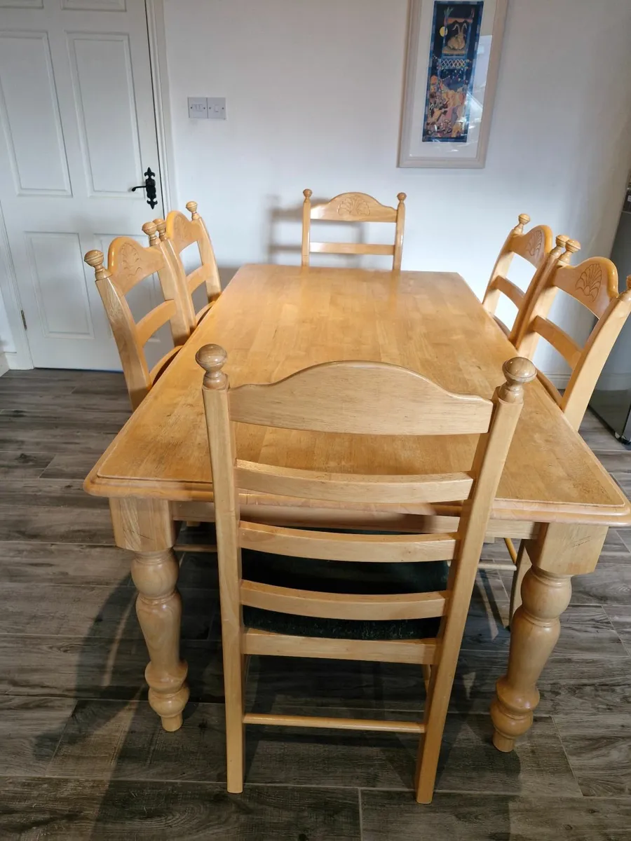 Solid Wood Kitchen Table & 6 Chairs. - Image 3