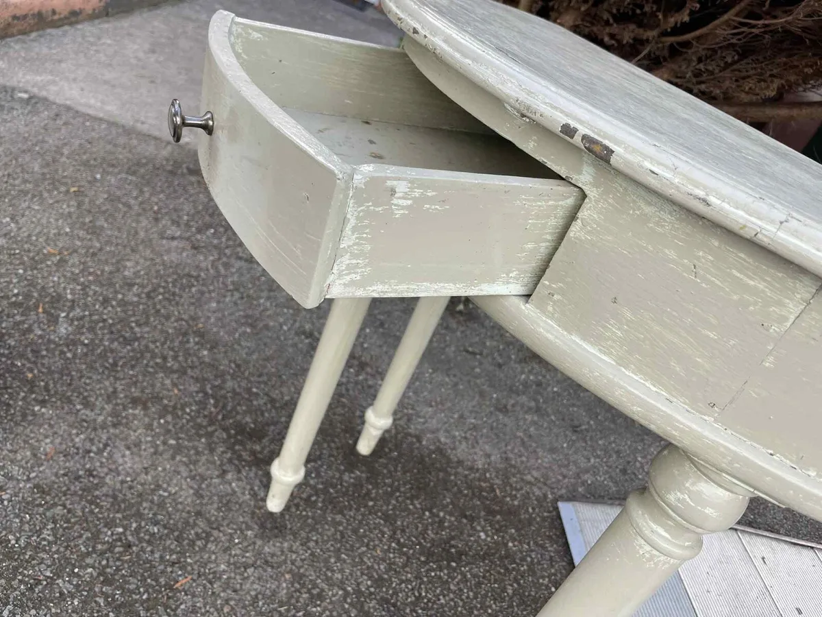 Moon table / hall way table - Image 3