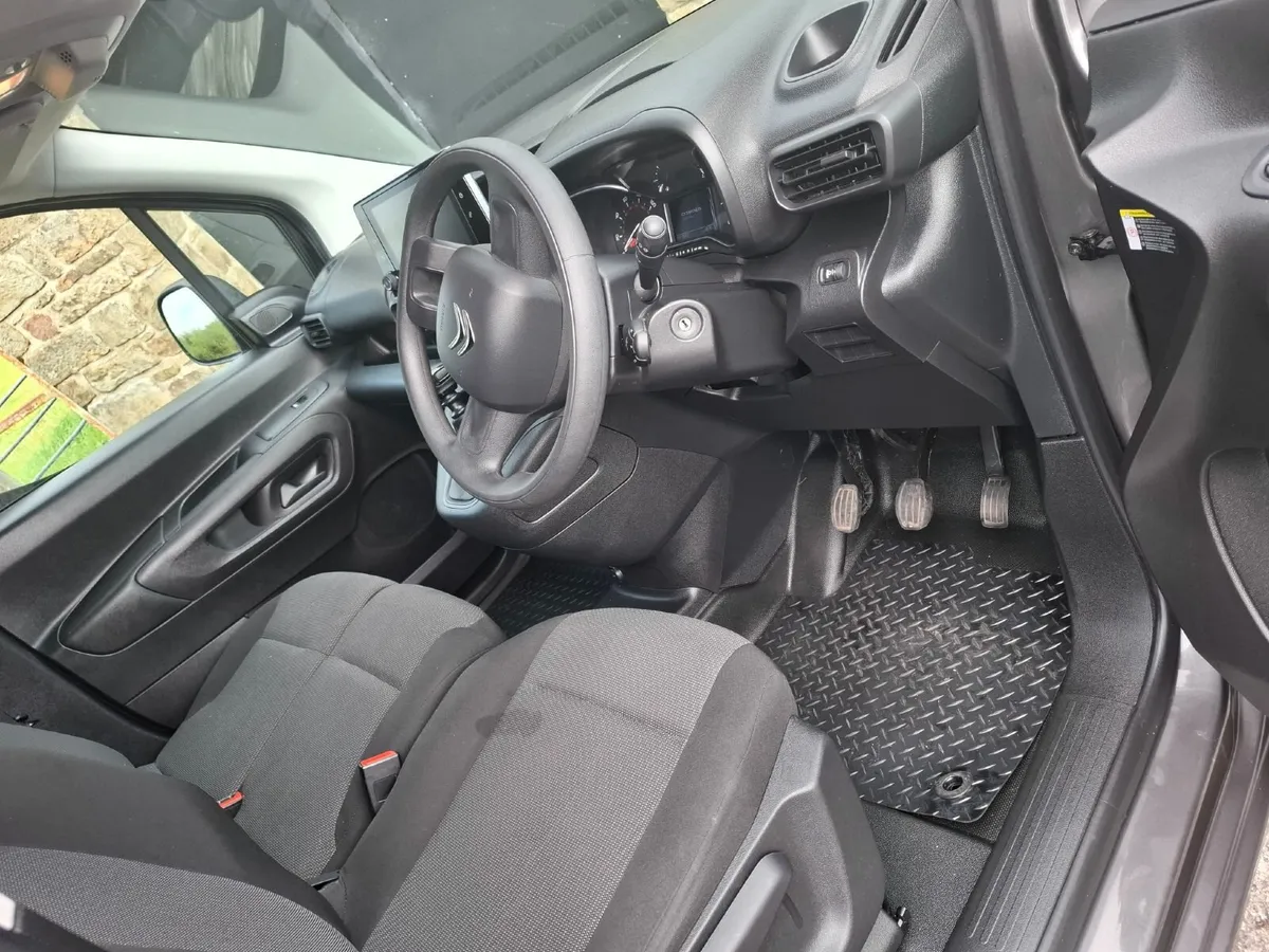 Citroen Berlingo 2023 - Image 4