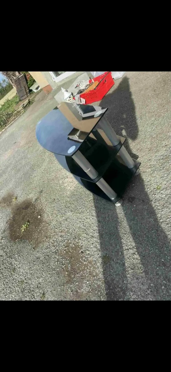 Glass tv unit - Image 4