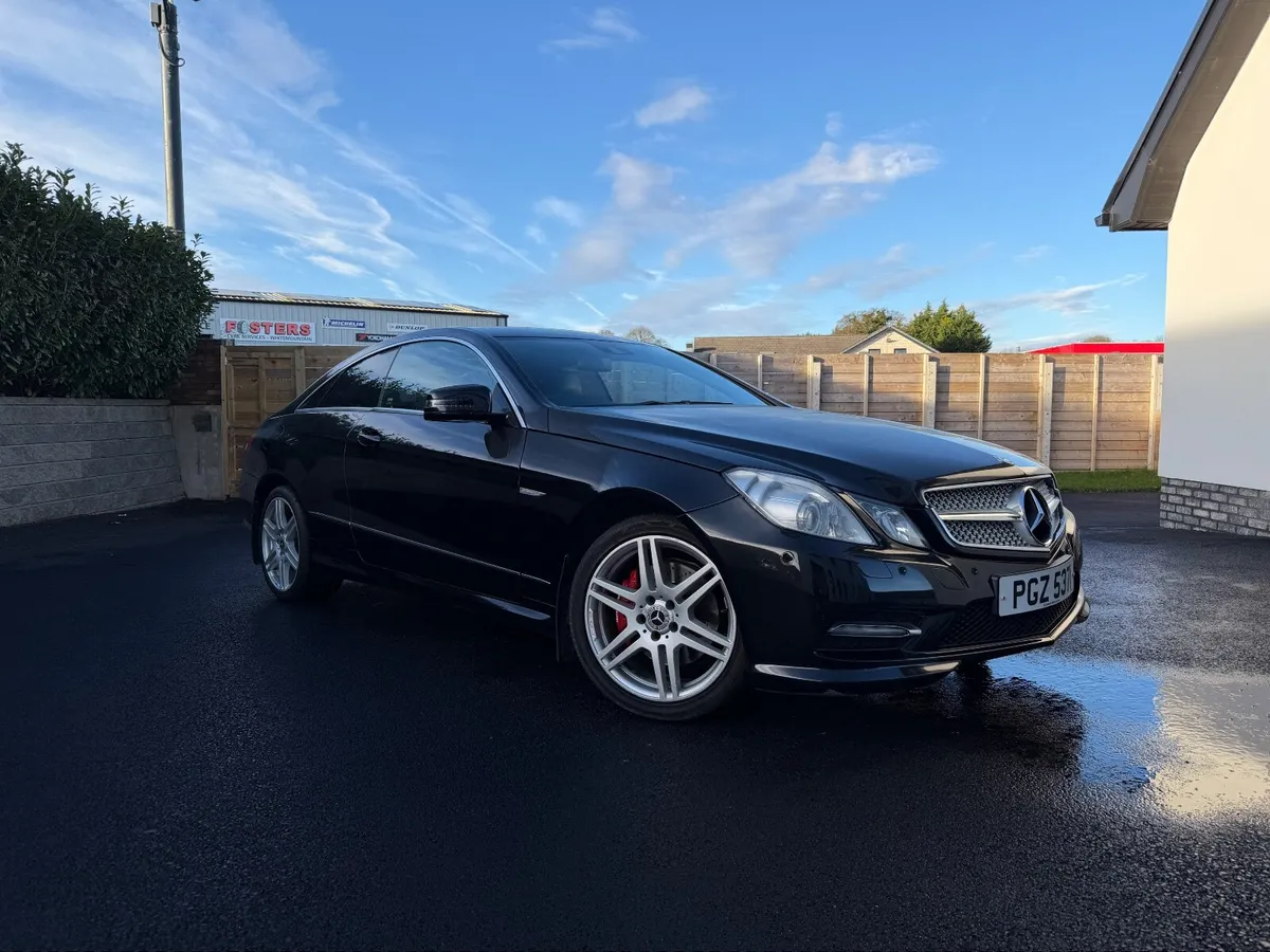 Mercedes-Benz E-Class 2012 - Image 3