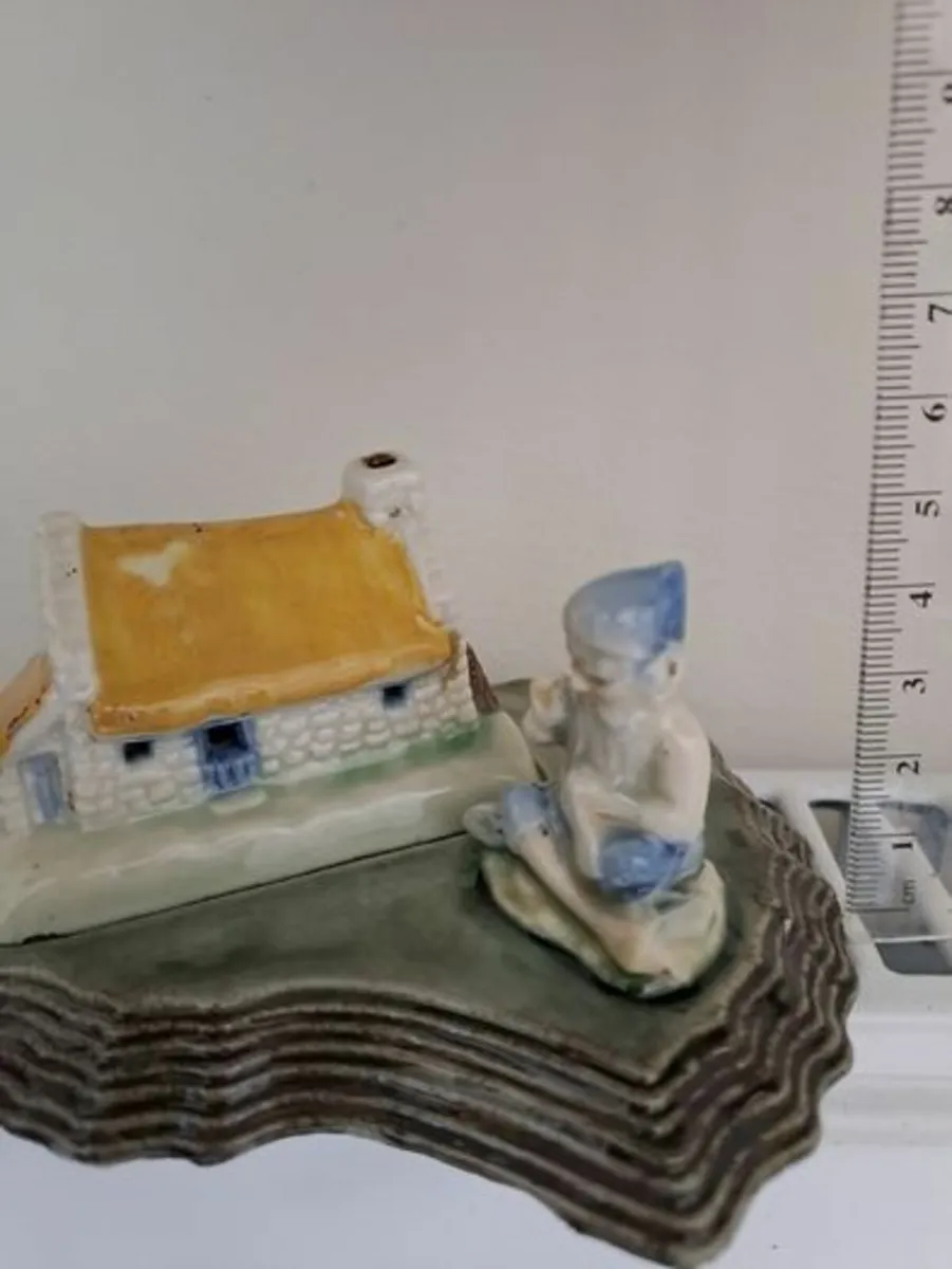 Vintage Shamrock Pottery leprechaun and cottage - Image 3