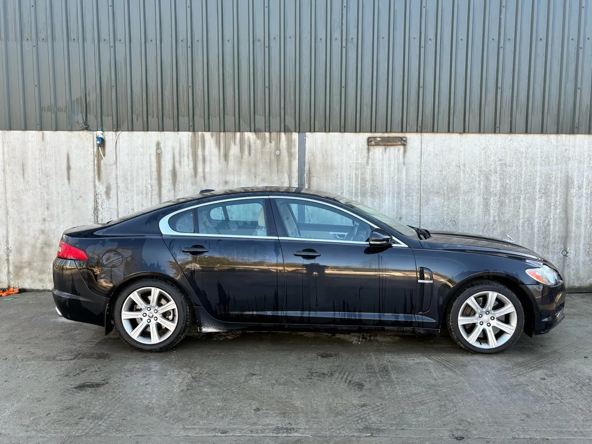 2010 Jaguar XF parts - Image 2