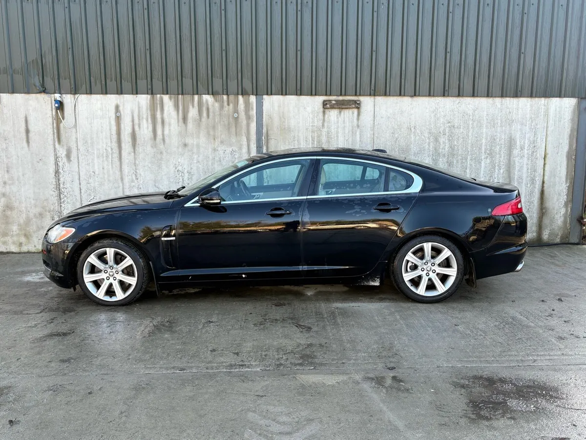2010 Jaguar XF parts - Image 4