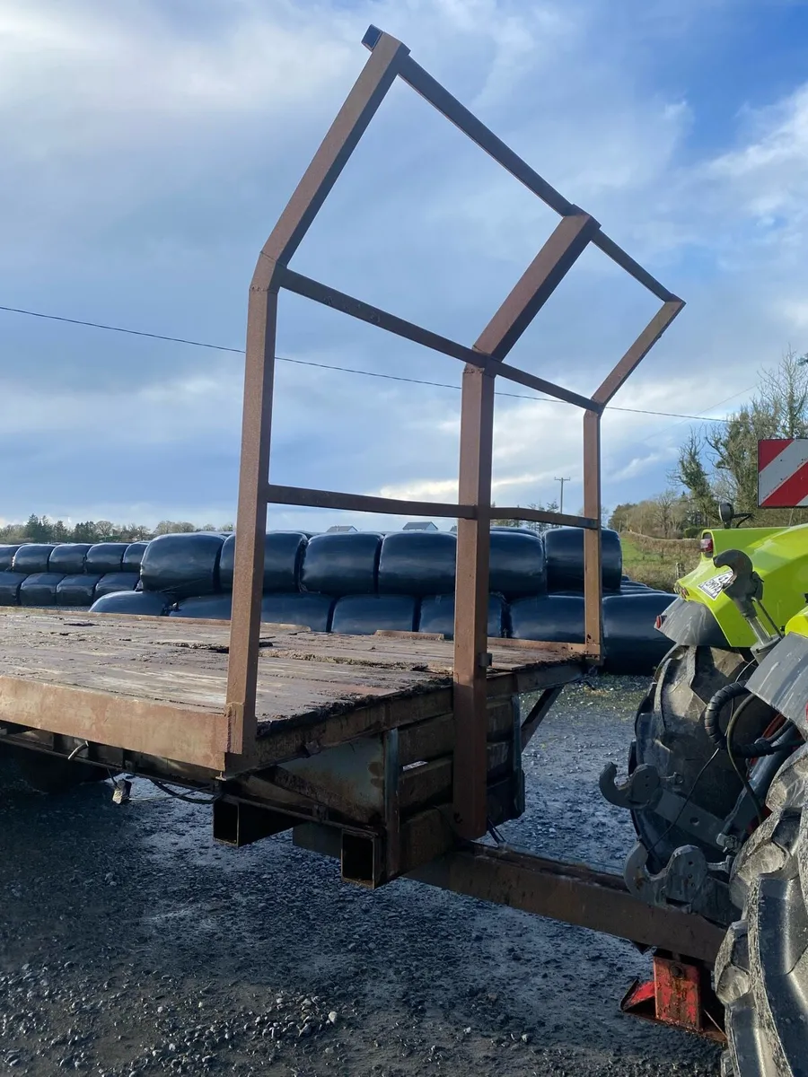 Bale trailer - Image 4