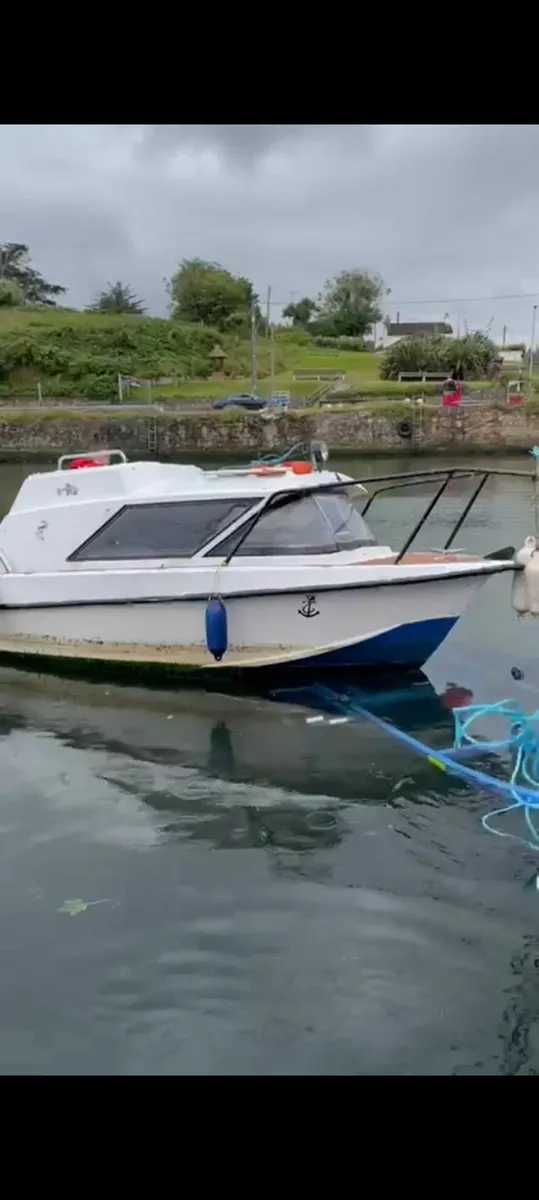 16 foot boat trailer and 25 HP Yamaha engine boat. - Image 4