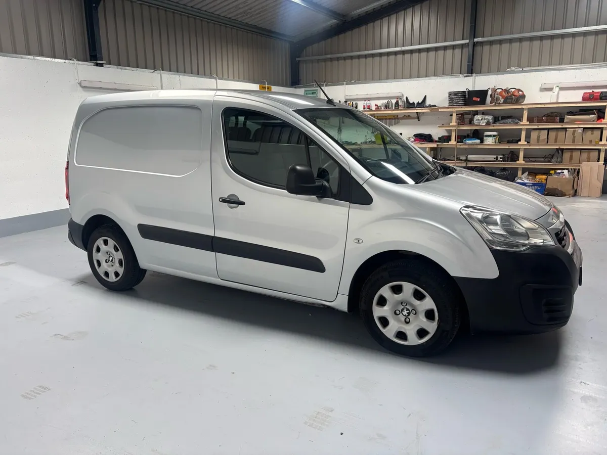 2018 Peugeot Partner Professional 100bhp - Image 2