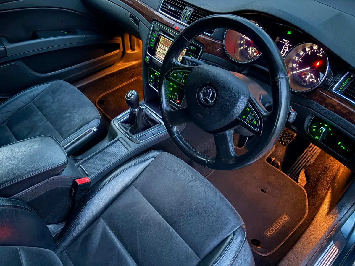 Skoda Superb 2014 2.0 TDI new nct 9/26 - Image 3