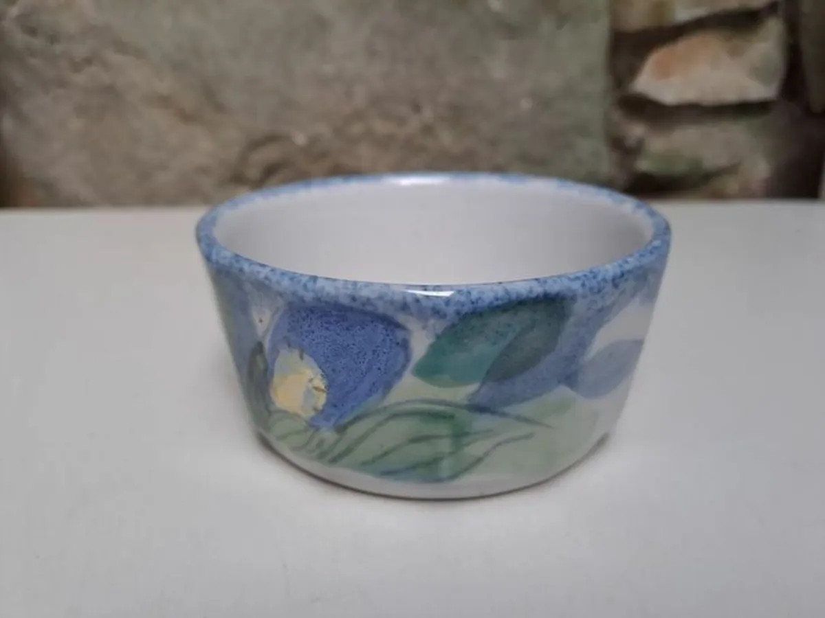 Vintage Highland Stoneware dish - Image 1