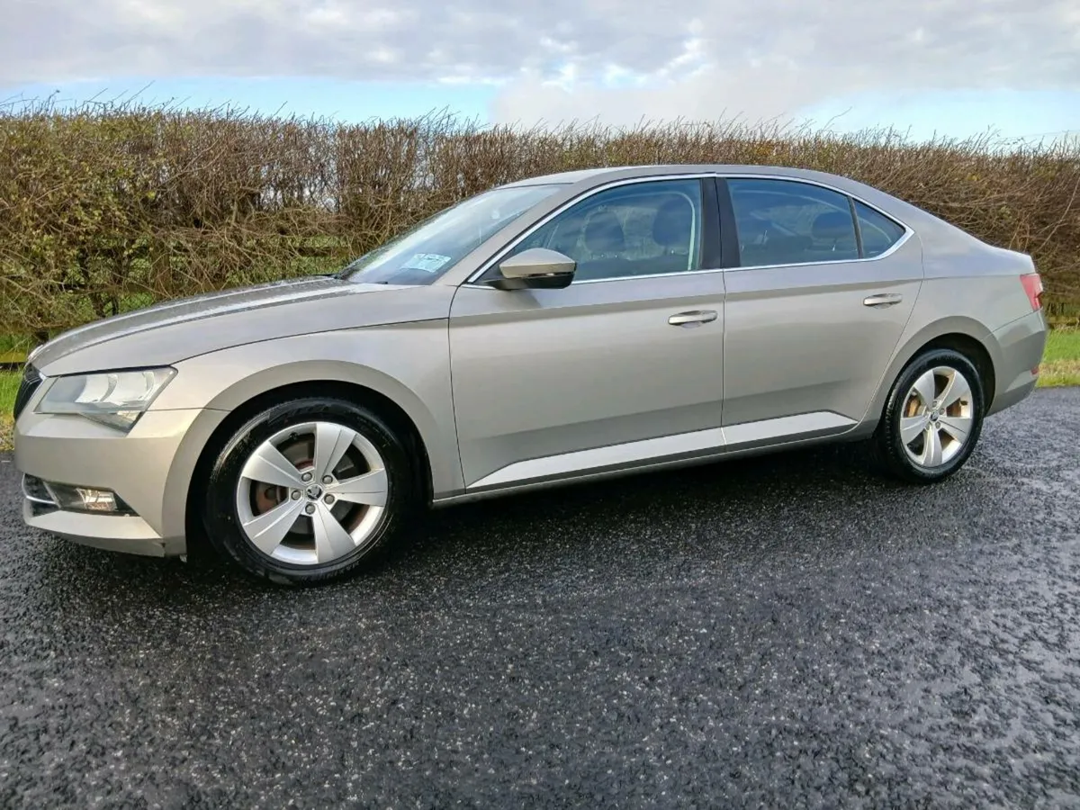 152 SKODA SUPERB AMBITION 2.0 TDI - Image 1