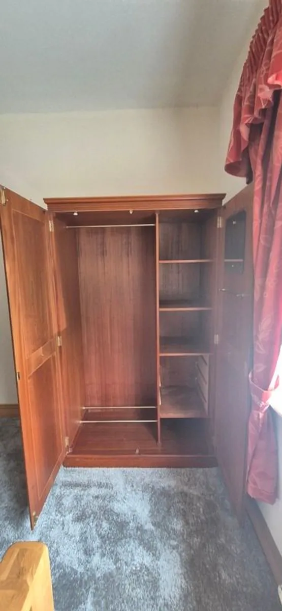 Wardrobe - Image 2