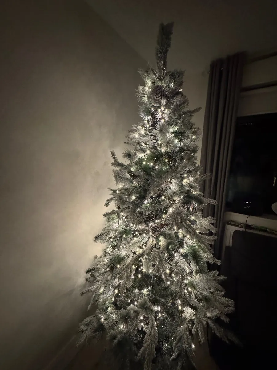 7ft snow flocked Christmas tree - Image 2