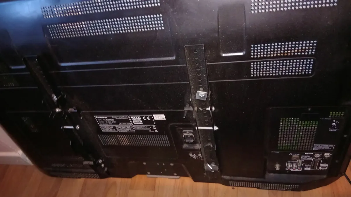 55 ins Panasonic tv - Image 4