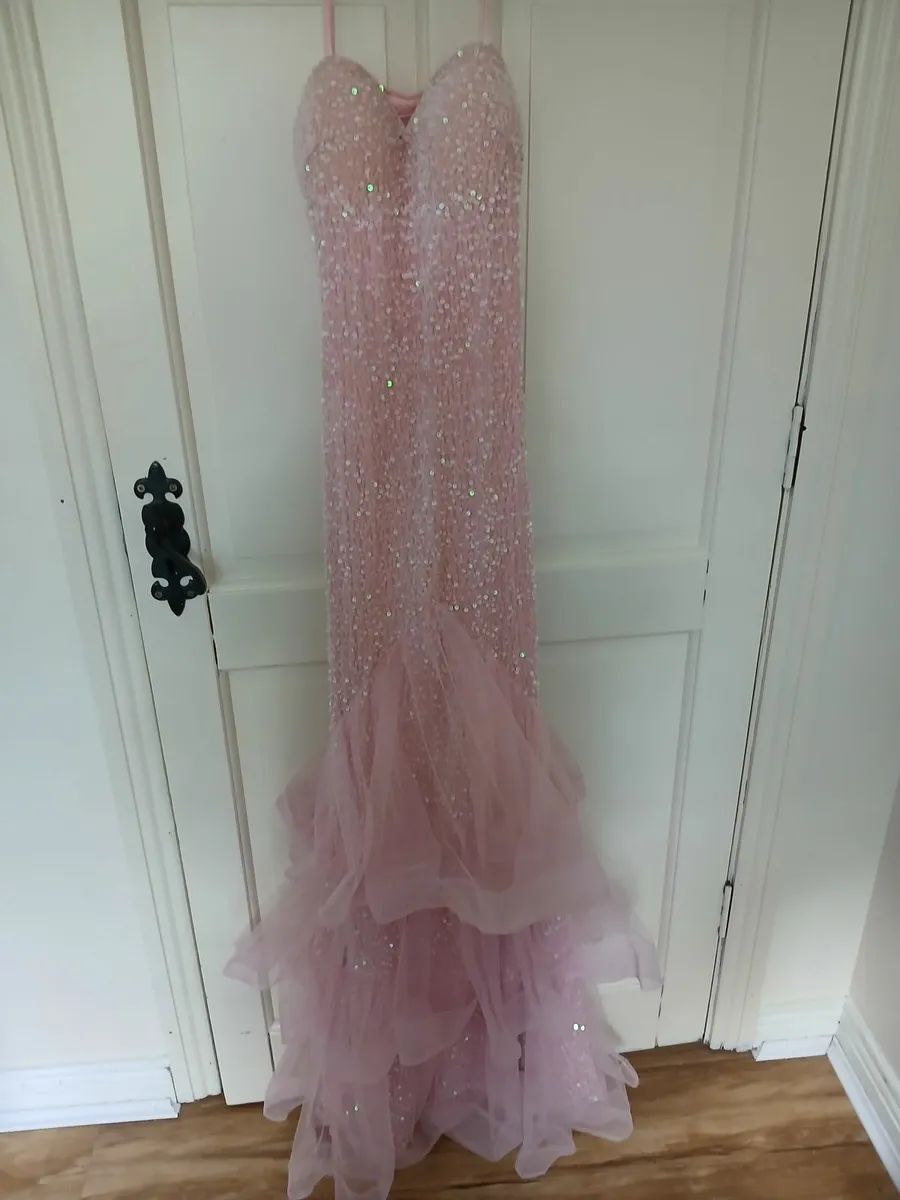 Debs dress - Image 2