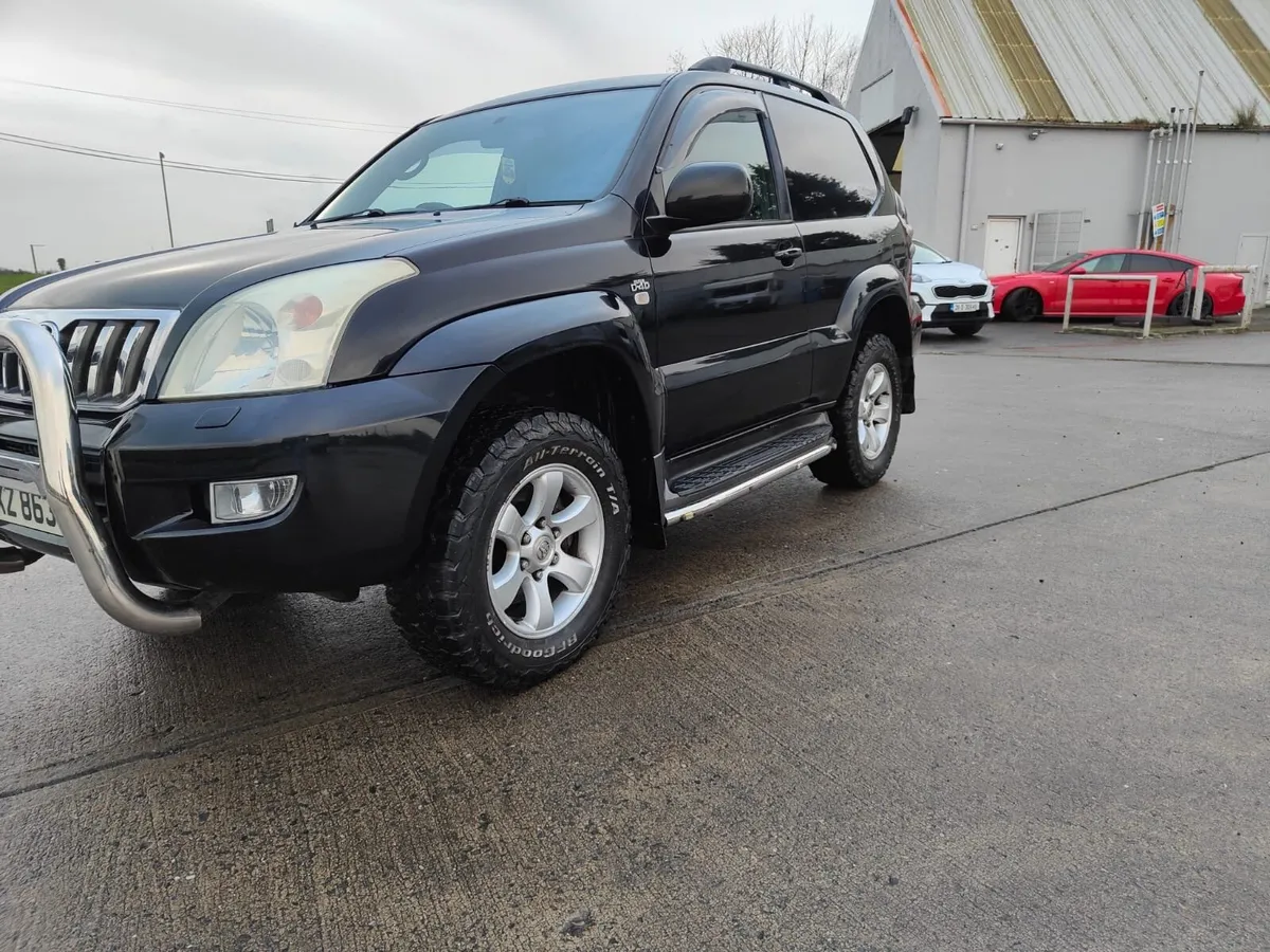 Toyota Land Cruiser - Image 3
