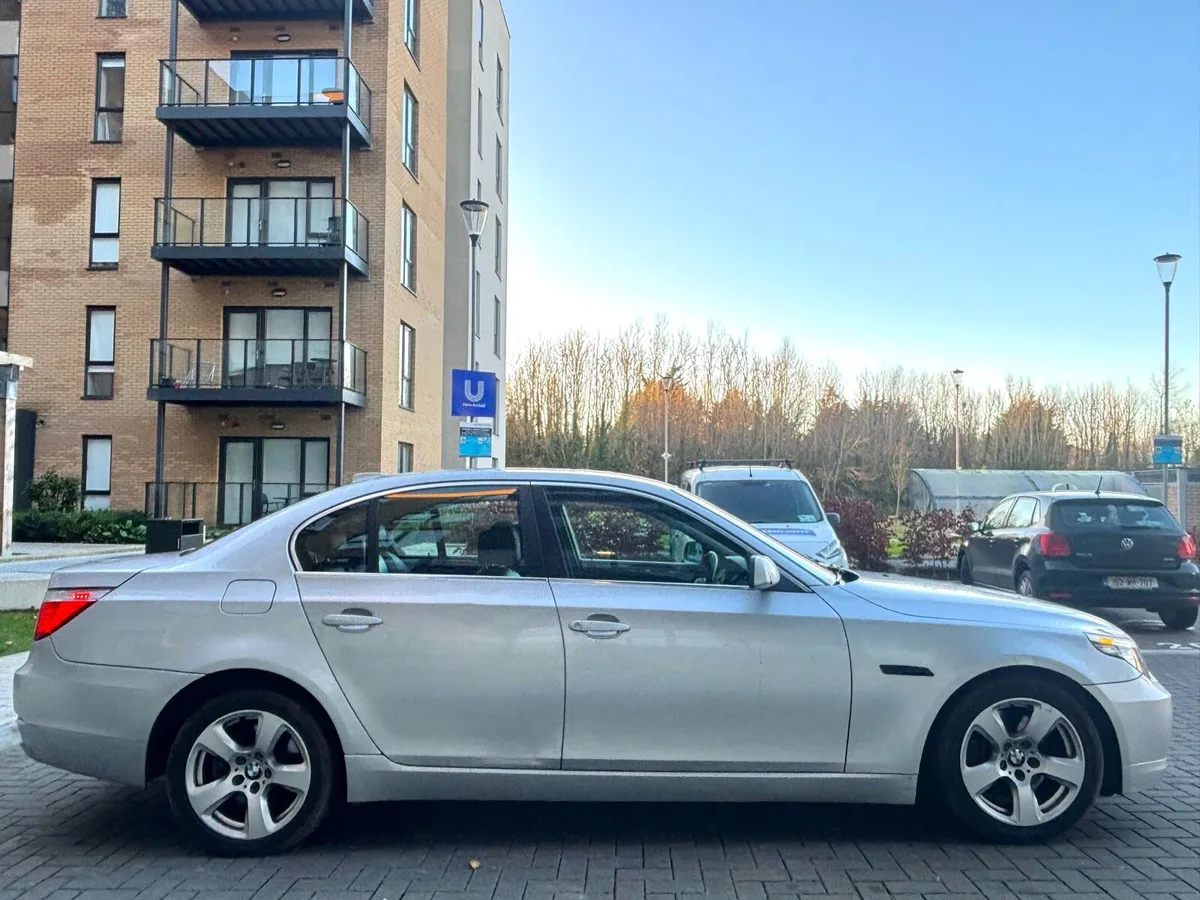 2009 BMW 520D AUTOMATIC - Image 2