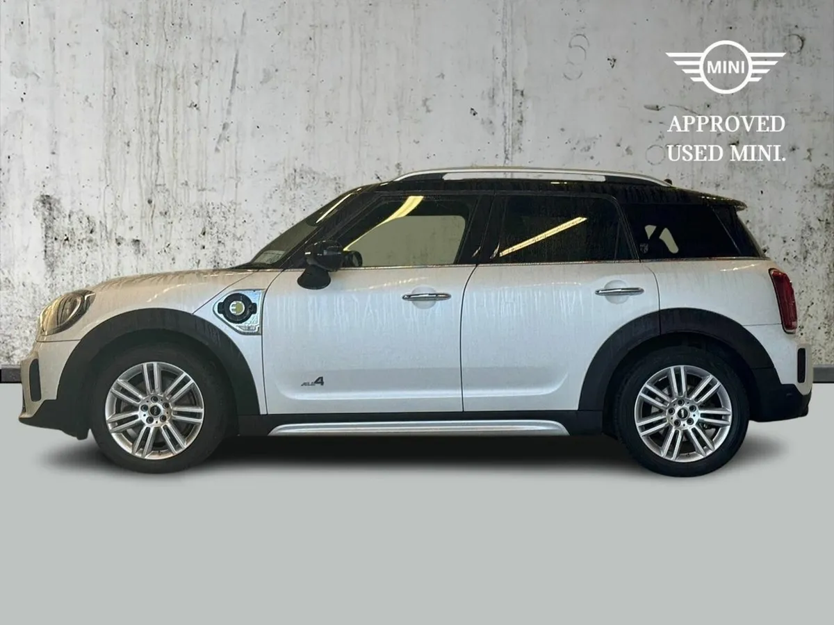 Mini Countryman SE Auto - Image 3