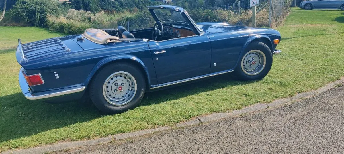 Triumph TR6 - Image 1