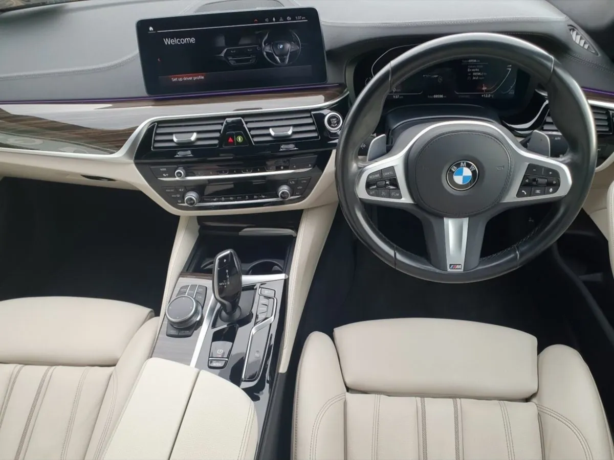 BMW 5-Series 520d M Sport - Image 4